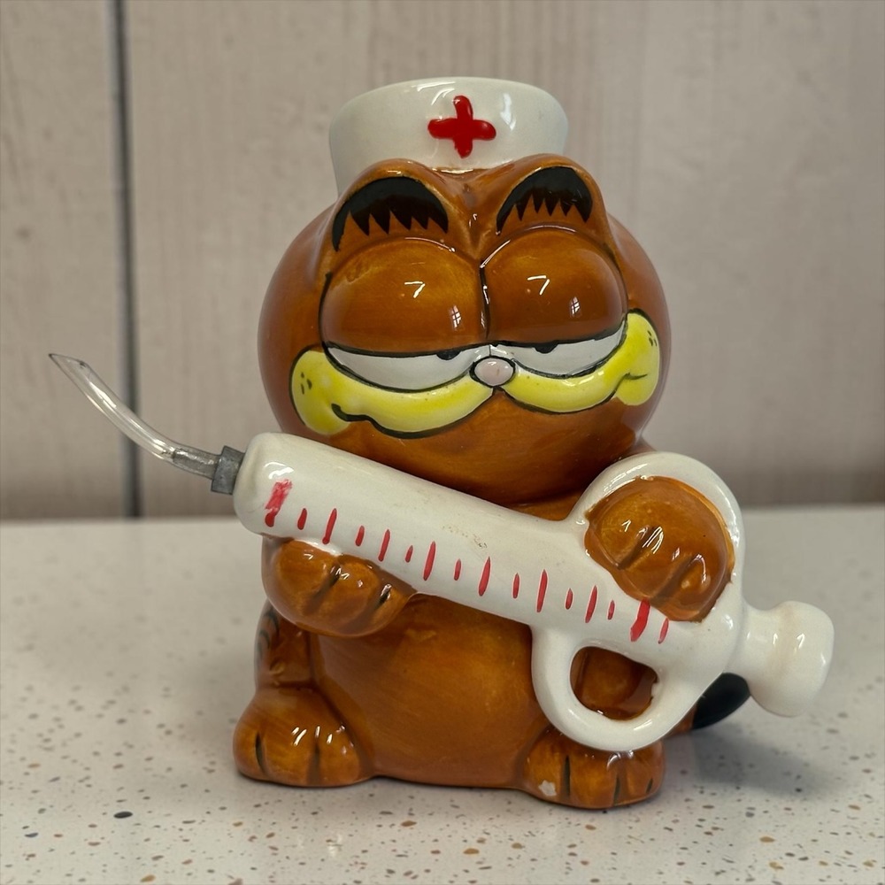Enesco Garfield Nurse Figurine Vintage 1978 Ceramic Orange 3in Nurse